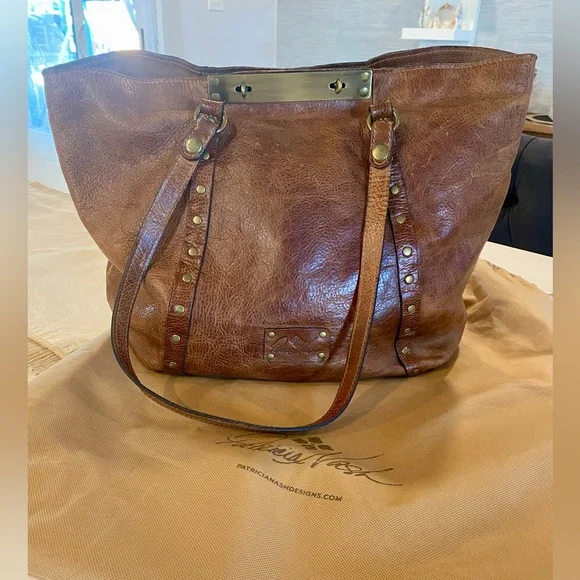 Patricia Nash Tote - Picture 1 of 15